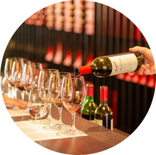 世界屈指のワインを巡る旅