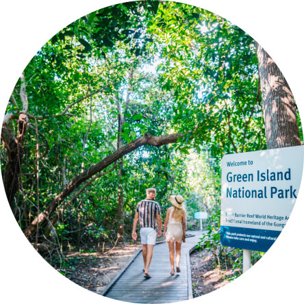 島内の熱帯雨林もみどころ