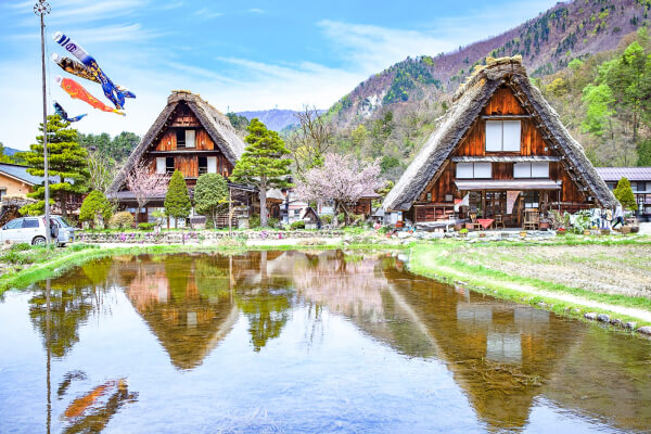 白川郷・五箇山の合掌造り集落