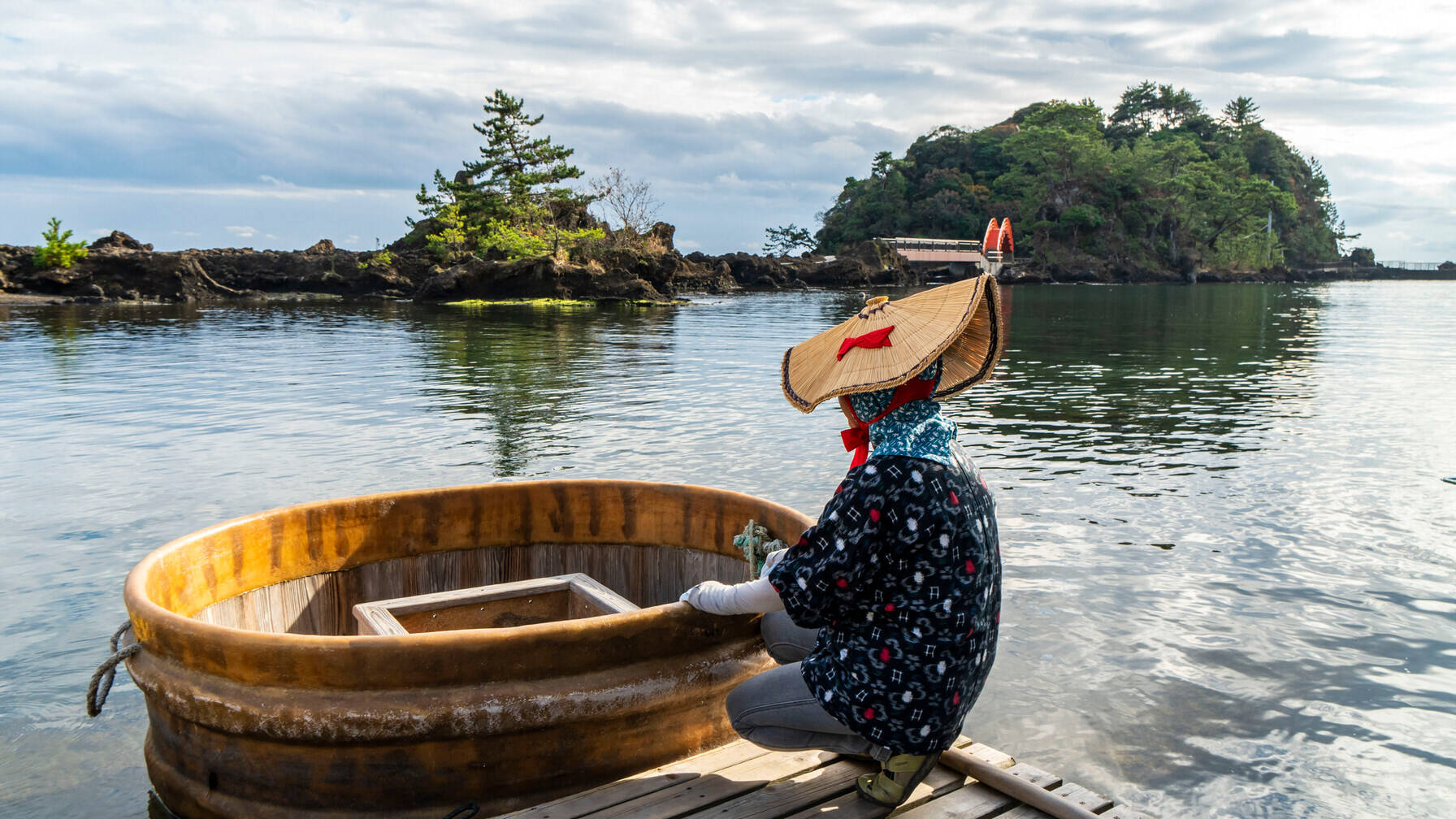 佐渡名物 たらい舟