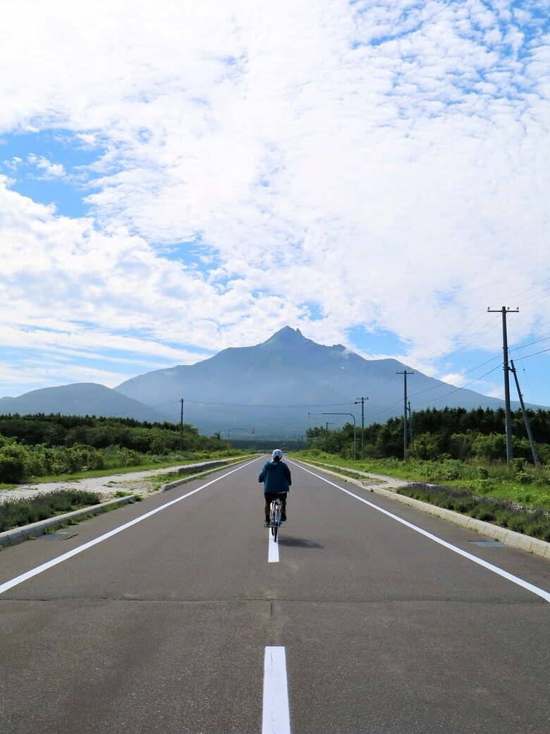 まっすぐに伸びる道 サイクリング