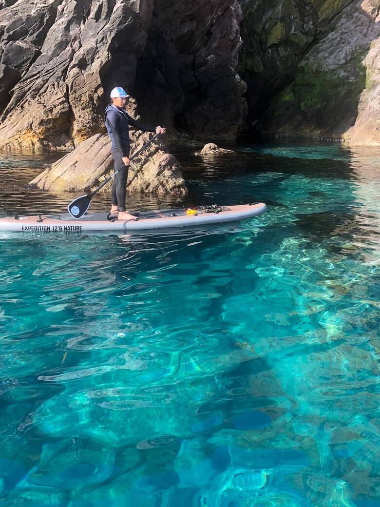 利尻ブルーの海でSUP体験