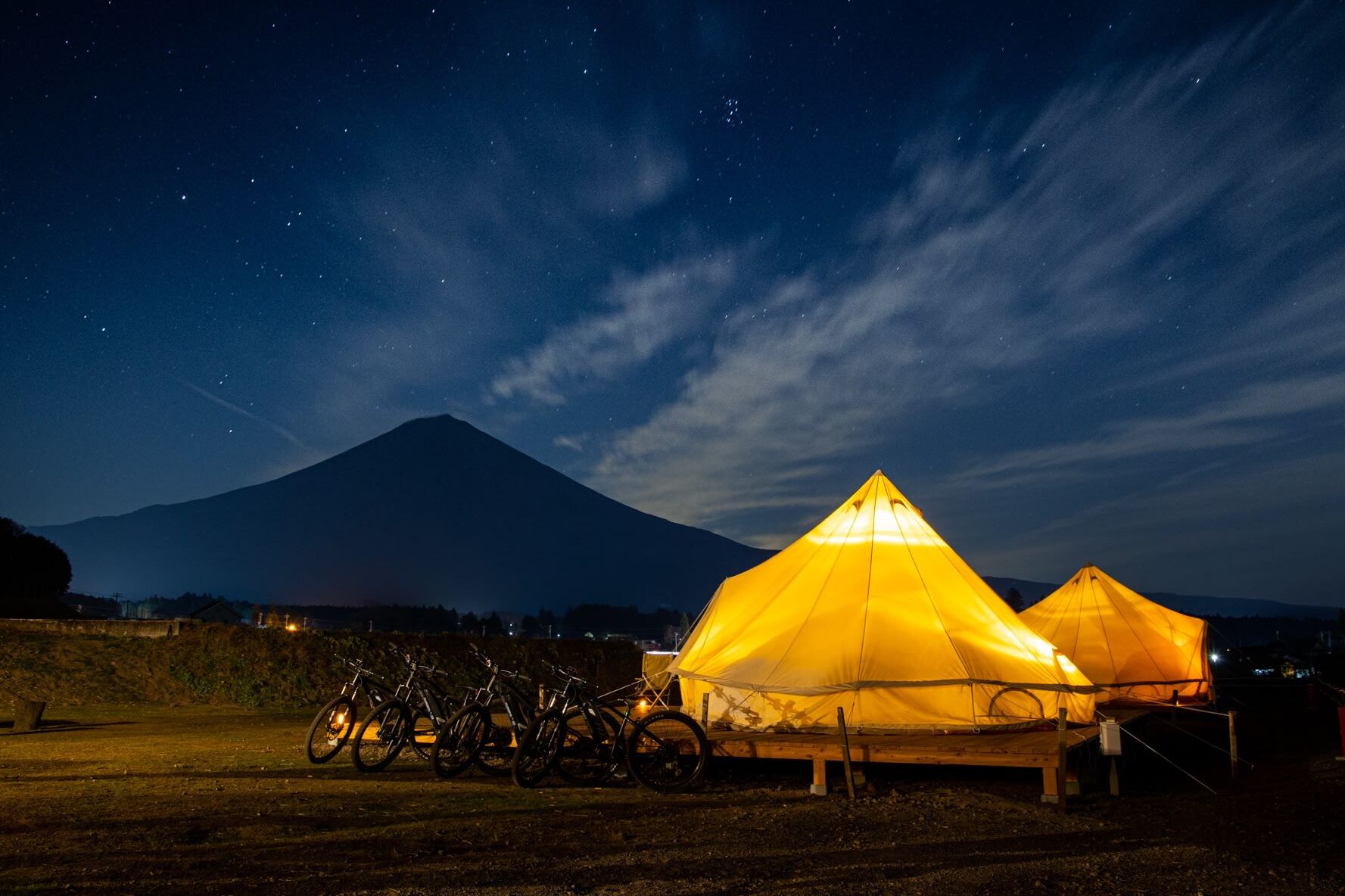 富士箱根伊豆国立公園 富士山麓グランピング
