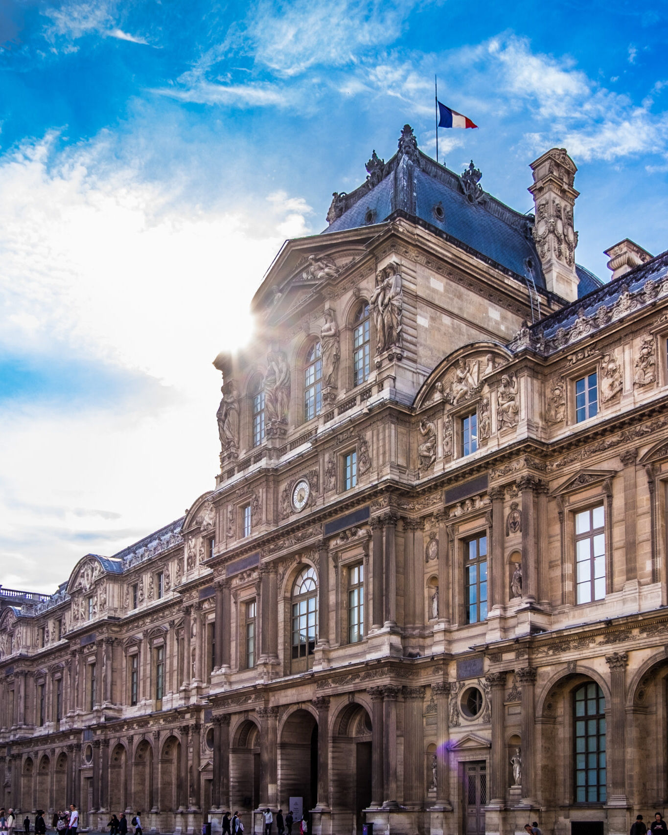ルーブル美術館見学 半日ツアー