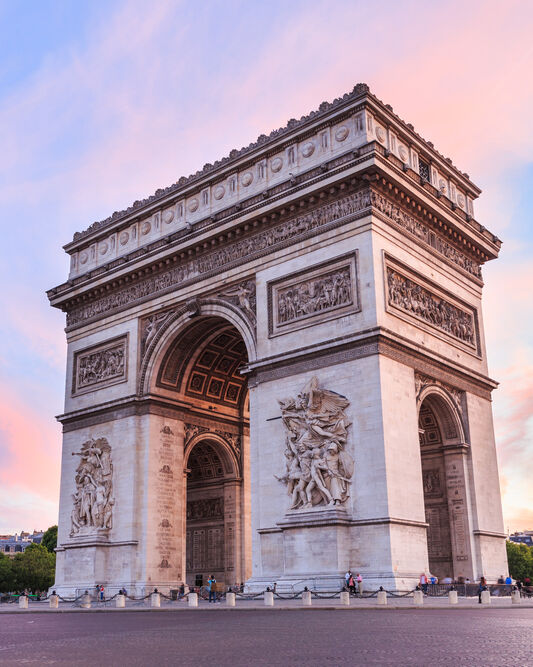 初日におすすめ!パリ市内ウォーキングツアー