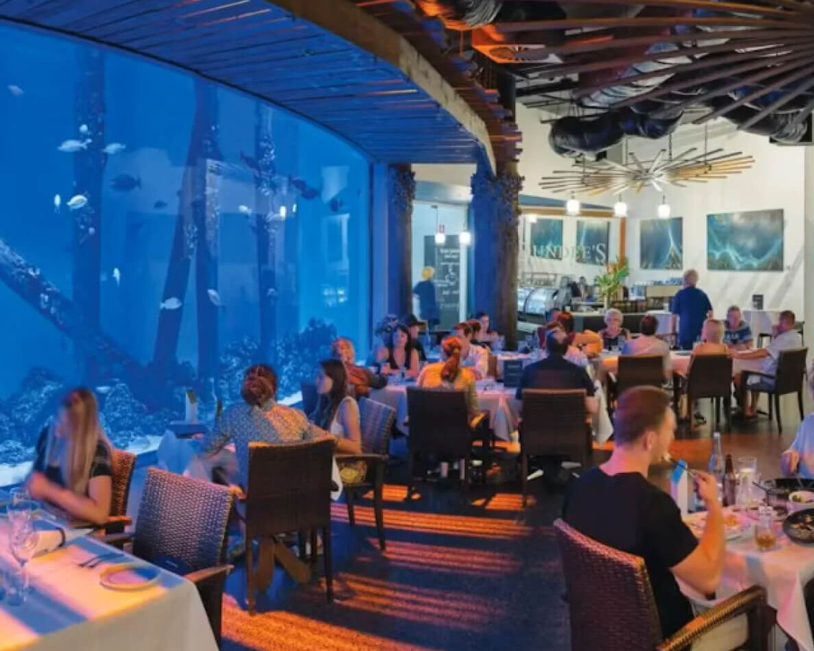 水族館隣接のレストラン