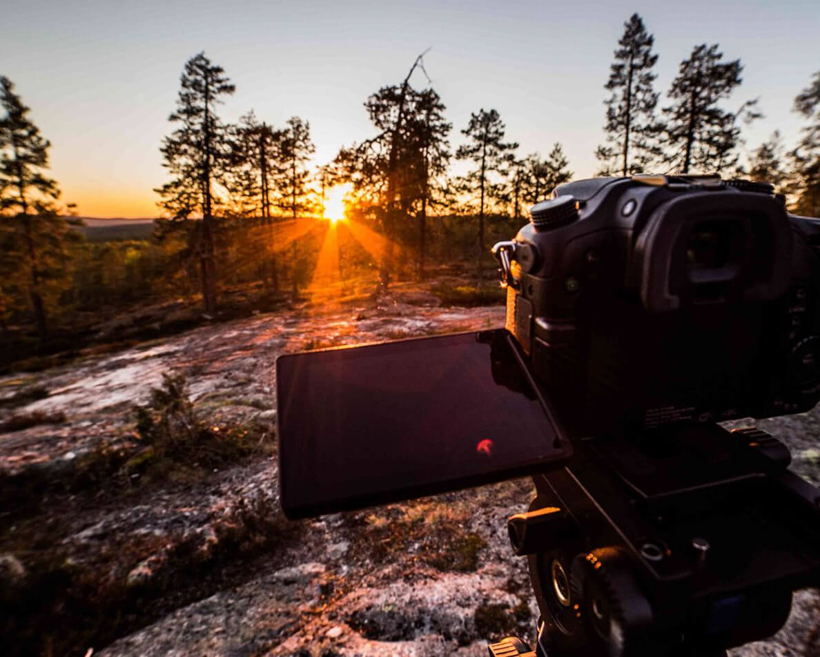 フィンランドの白夜！沈まぬ太陽 撮影ツアー