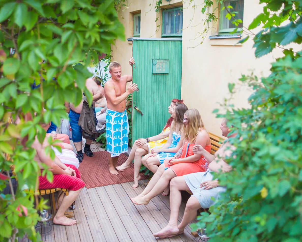 地元マスターが案内！タンペレで本場のサウナ体験